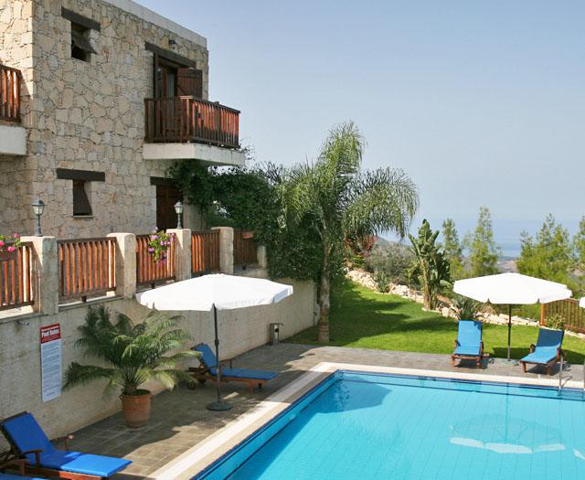 paradisos-hills-hotel