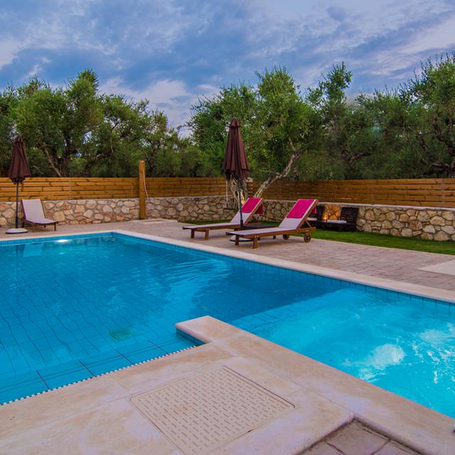 Evanthe Stone Villas