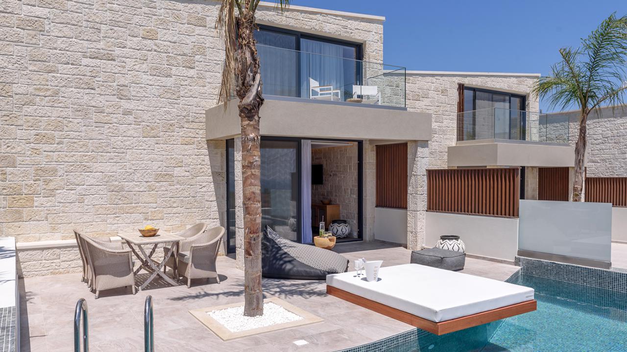 Diamond Stone Suites