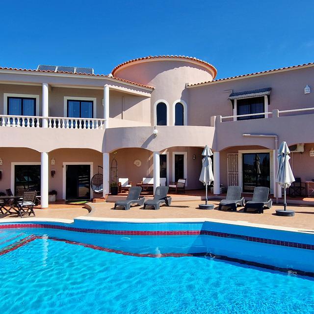 casa-rosa-montes