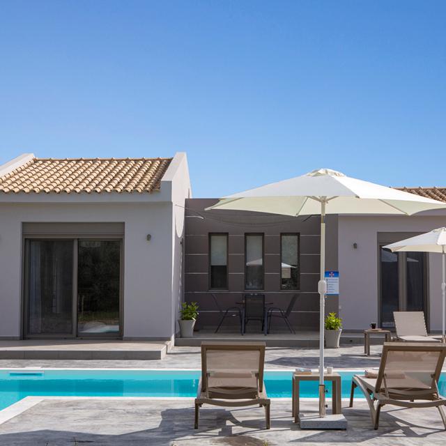 throisma-country-private-residences