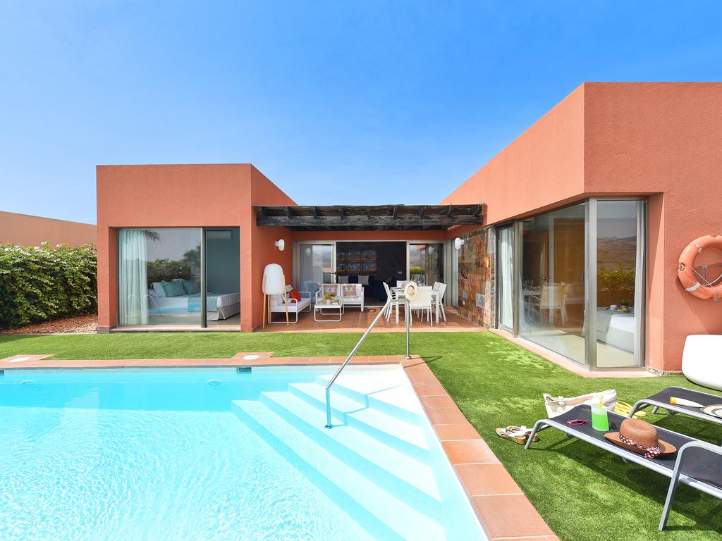 Impression Villas Golf Par 4