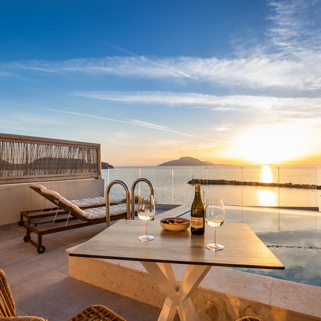 almyra-boutique-suites