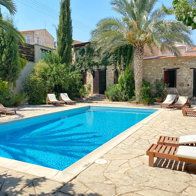 porfyrios-country-house