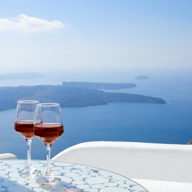 Iliovasilema Suites.