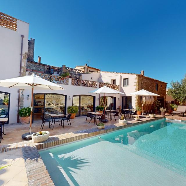 Bijzondere accommodaties Hotel Monells Summum in Monells (Catalonië, Spanje)