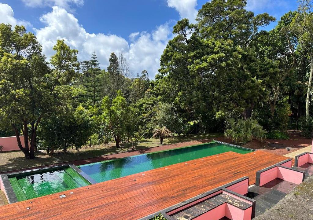 Solar dos Cantos Botanic House and Garden