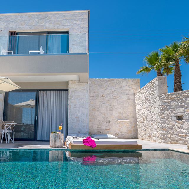 Diamond Stone Suites