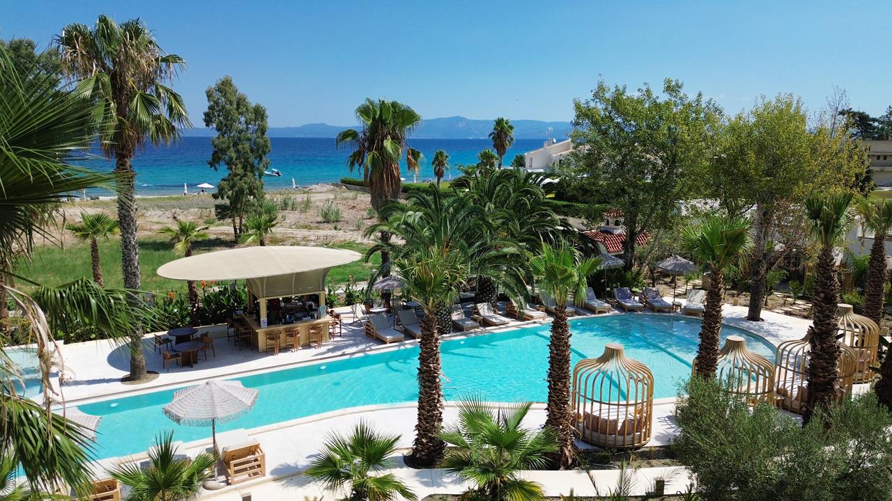 Nusa Suites & Villas