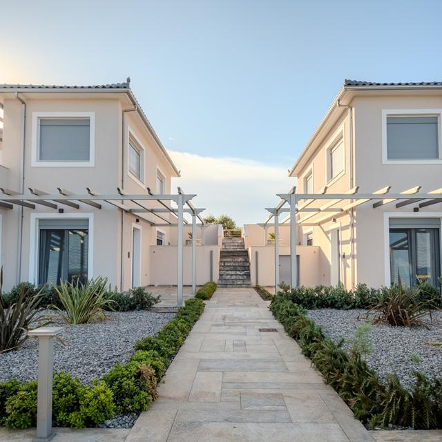 mantis-seaside-houses