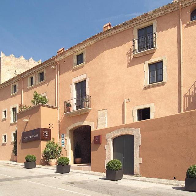 gran-claustre-boutique-hotel