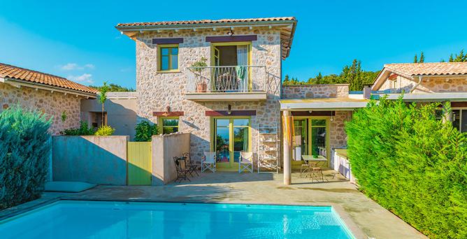 El Camino Villas